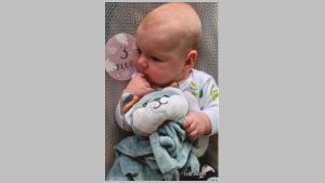 2024-07-11 Armand 3 kuud imeb näppu.jpg